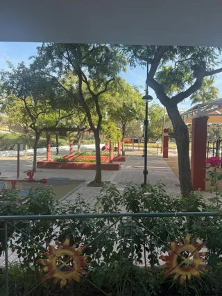 Piso bajo en Fuengirola con patio privado