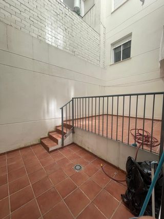 Piso bajo en Fuengirola con patio privado