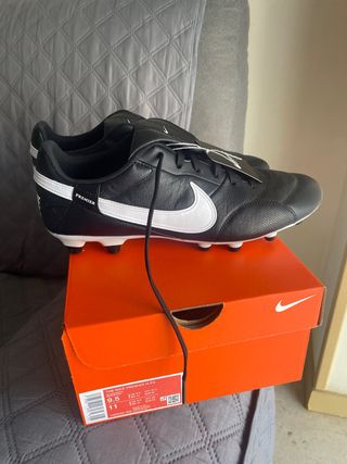 Botas de fútbol Nike Tiempo Premier Negras