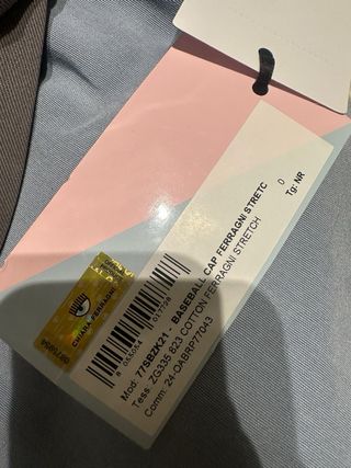 Gorra Chiara Ferragni gris