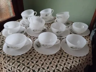 Juego de 12 Tazas de Desayuno