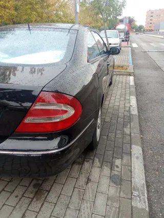 Mercedes-Benz  CLK 2002