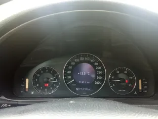 Mercedes-Benz  CLK 2002