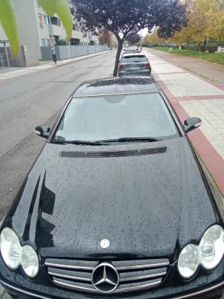 Mercedes-Benz  CLK 2002