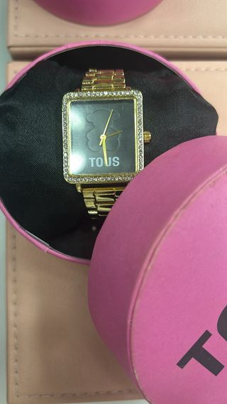 Reloj Tous Dorado y Negro con Bisel Brillante