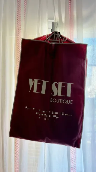 Vestido de graduación vino