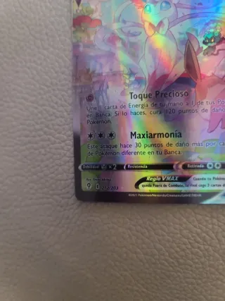 Carta Pokémon Sylveon VMAX