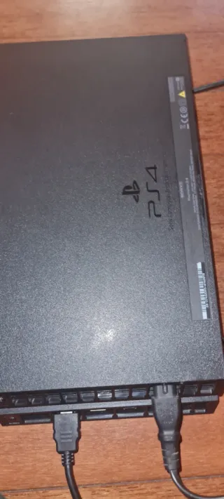 Ps4 Slim Nueva + Mando