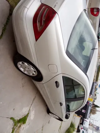 Mercedes-Benz Clase C220, averiado