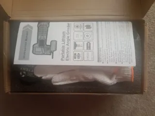 Amoladora 12V con 2 baterías y cargador