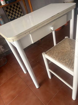 Conjunto mesa y silla cocina madera