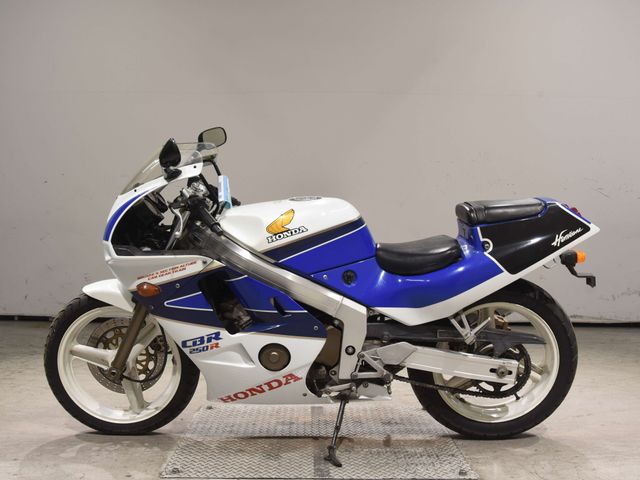 Honda CBR250R MC19