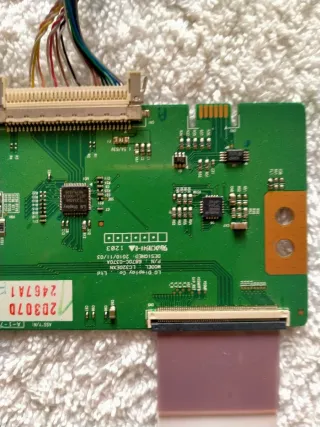 Se Vende Placa T-COM de TV GRUNDIG LC320EXN