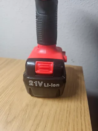 Taladro Percutor Inalámbrico TEENO