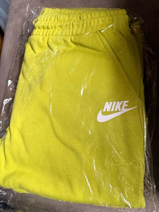 chaqueta y pantalón Verde Talla M