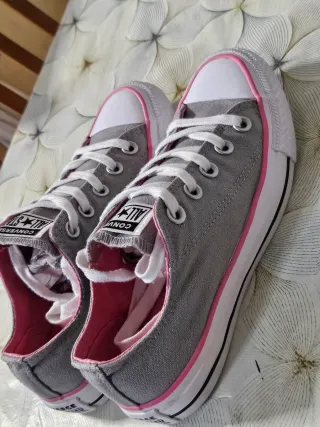 Zapatillas Converse Grises y Rosas Talla X
