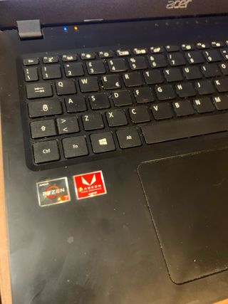 Acer Aspire 3 Ryzen 7 SSD 16 gb ram ddr4