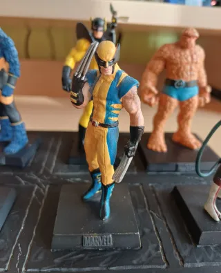 Figuras Marvel de Plomo con Peana y la Base.