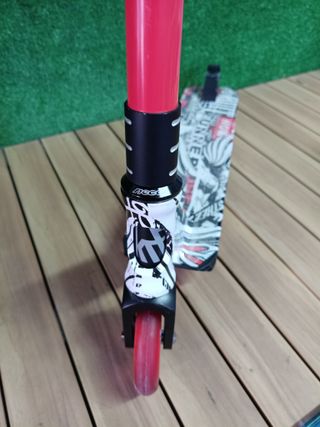 Patinete Scooter Agressive Grafitti KRF The New Urban Concept