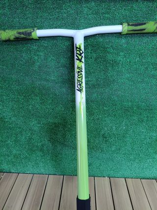 Patinete verde Scooter Agressive Team-High KRF The New Urban Concept