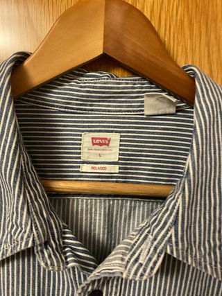 Camisa Levi's Rayas Azul y Blanco