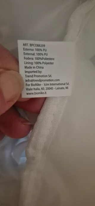 Beauty pochette Bionike bianca e argento