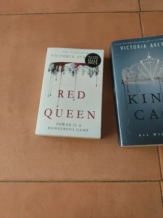 Glass Sword (Red Queen)