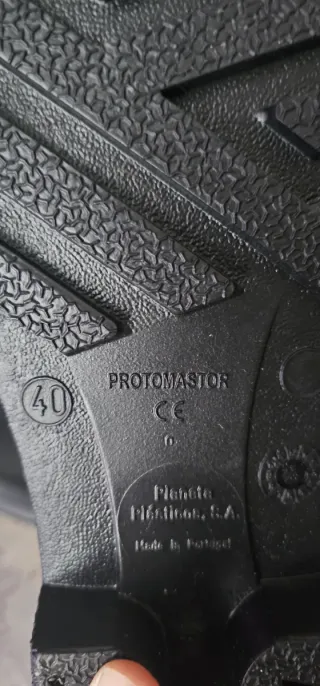 Botas Dunlop Hombre Negras