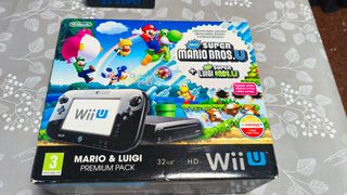 Nintendo Wii U Negra Completa con Caja, Impecable.