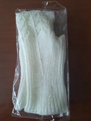 Guantes sin dedos de lana blancos