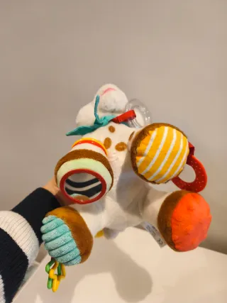 Peluche Sophie la Girafe Atividades