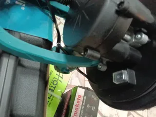 Levigatrice 850W + Aspirapolvere Liquidi