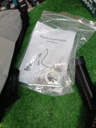 Levigatrice 850W + Aspirapolvere Liquidi