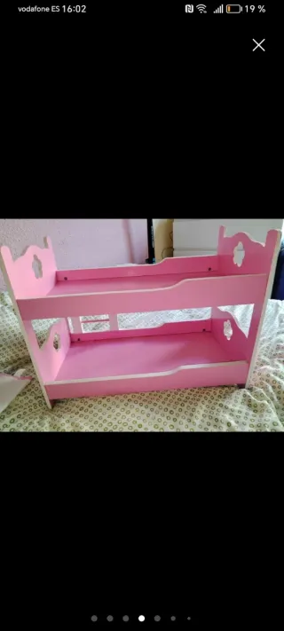 Cuna de madera para muñecas