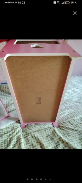 Cuna de madera para muñecas