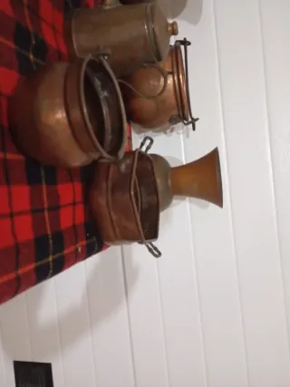 Colección antigua de figuras de cobre