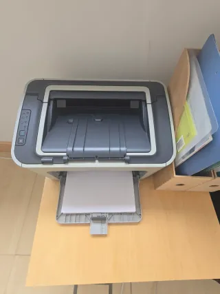 Impresora HP LaserJet P1005 Láser Monocromo