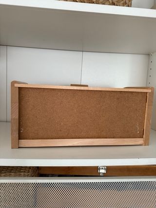 Panera de madera con tapa enrollable