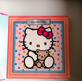 Libro Puzle Los Mejores Recuerdos de Hello Kitty