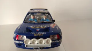 Scalextric Peugeot 205 T16 Gauloises
