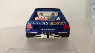 Scalextric Peugeot 205 T16 Gauloises