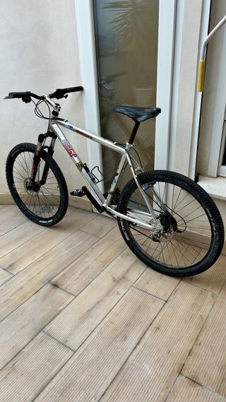 Bicicleta montaña MTB aluminio