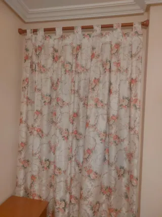 Tende con stampa floreale rosa e bianco