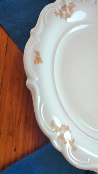 Piatto decorato oro e bianco