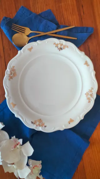 Piatto decorato oro e bianco