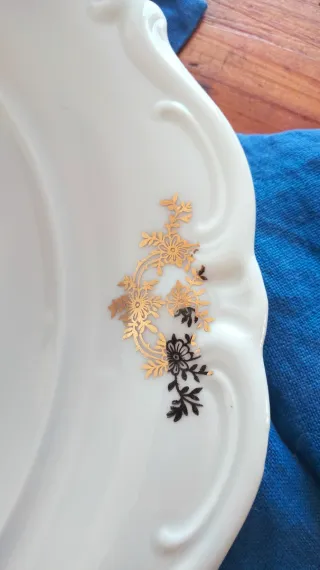 Piatto decorato oro e bianco