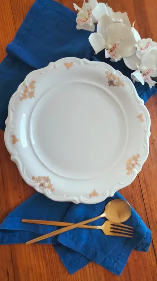 Piatto decorato oro e bianco