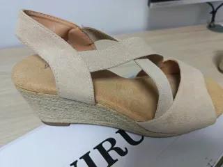 Sandalias Virucci Beige Talla 37