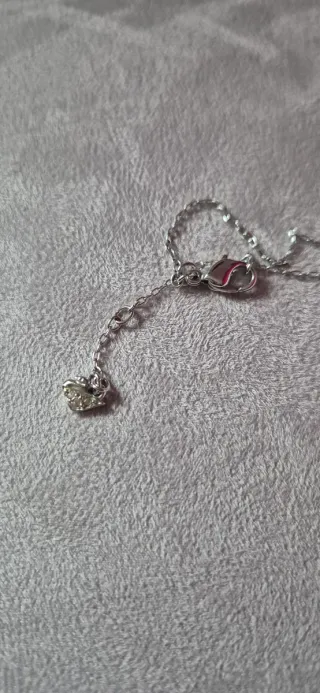 Collana con ciondolo iconico cigno Swarovski
