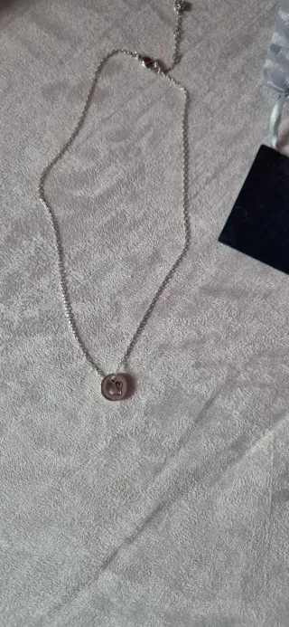 Collana con ciondolo iconico cigno Swarovski